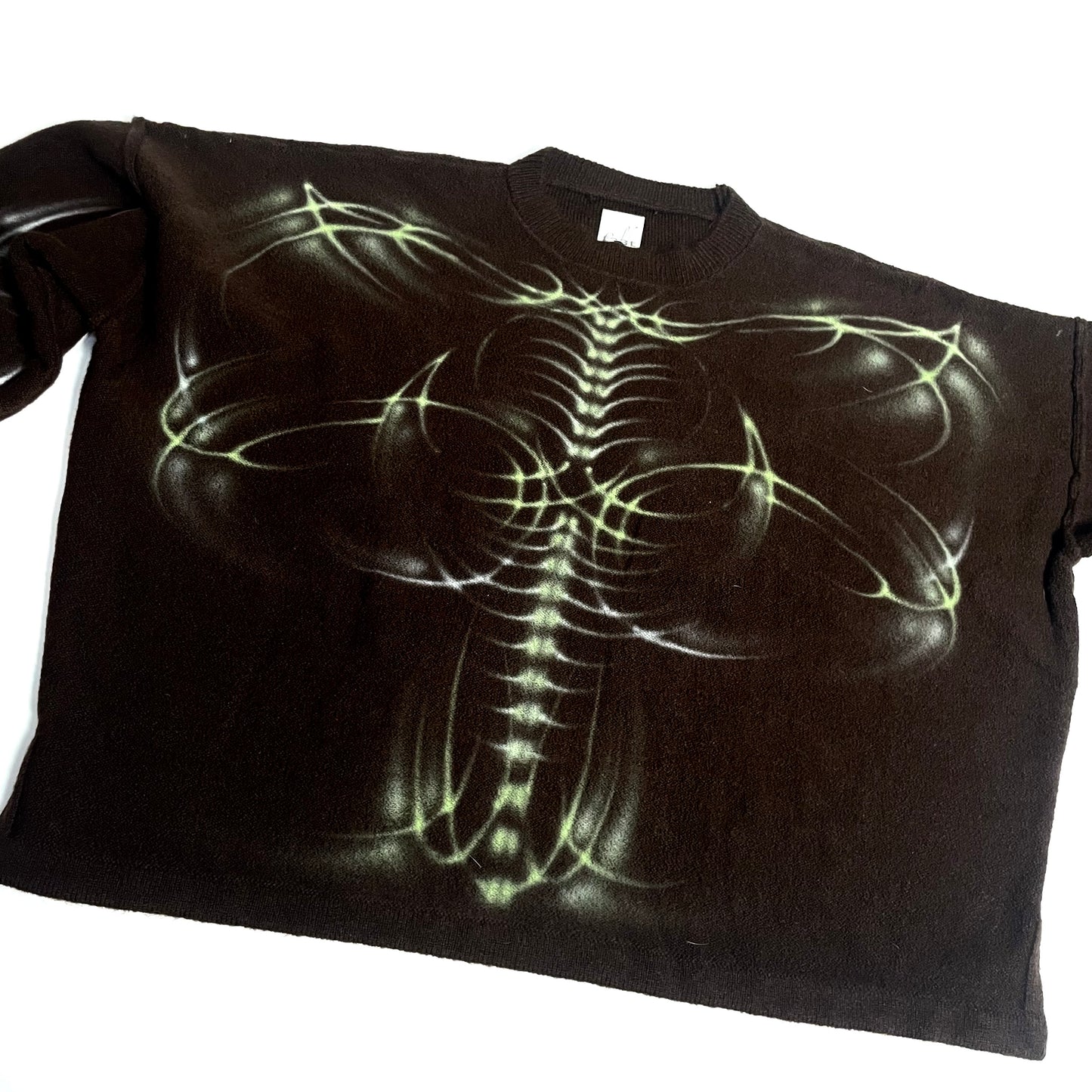 “Skeleton” knit