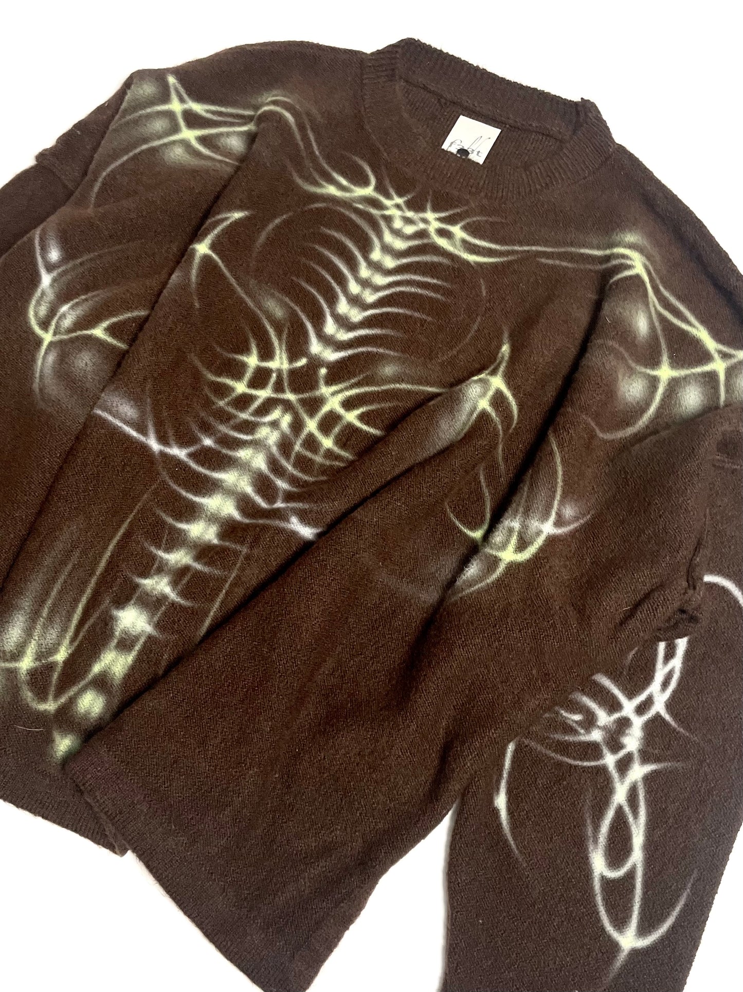 “Skeleton” knit