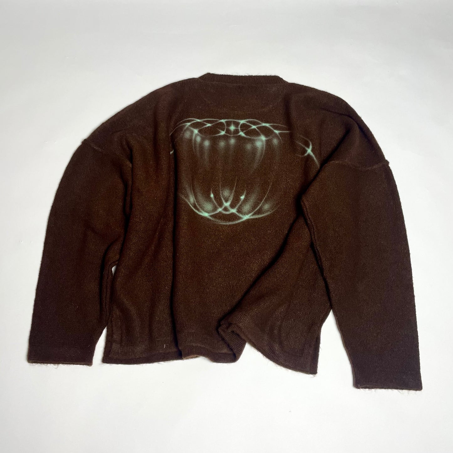 “Skeleton” knit