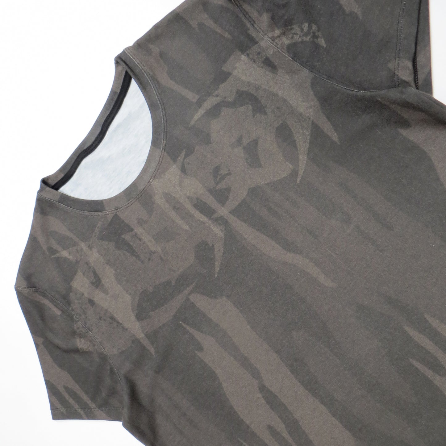 "BROKEN CAMO" SHORT SLEEVE