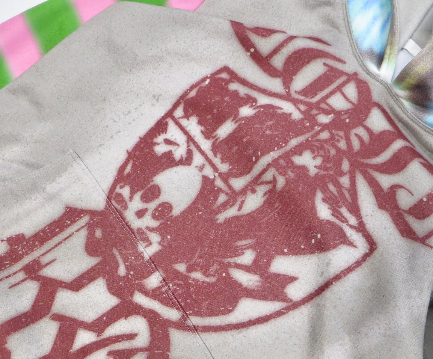 EMBLEM HOODIE
