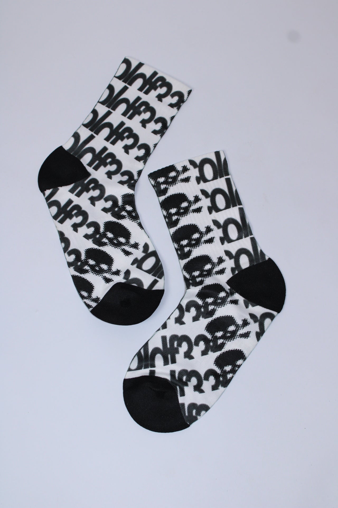 logo socks