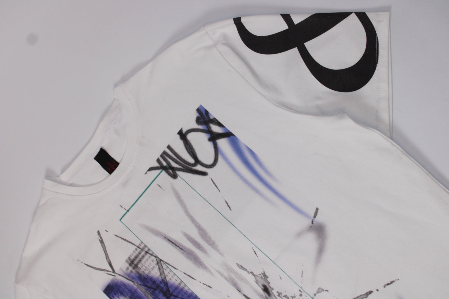 Cracked glass short sleeve
