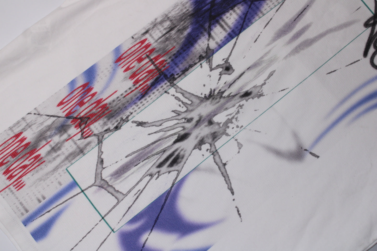 Cracked glass short sleeve