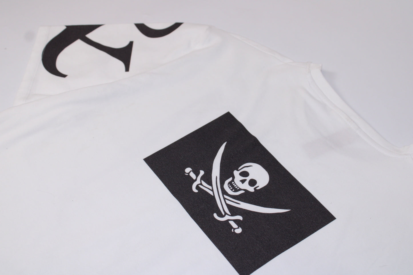 Cracked glass short sleeve