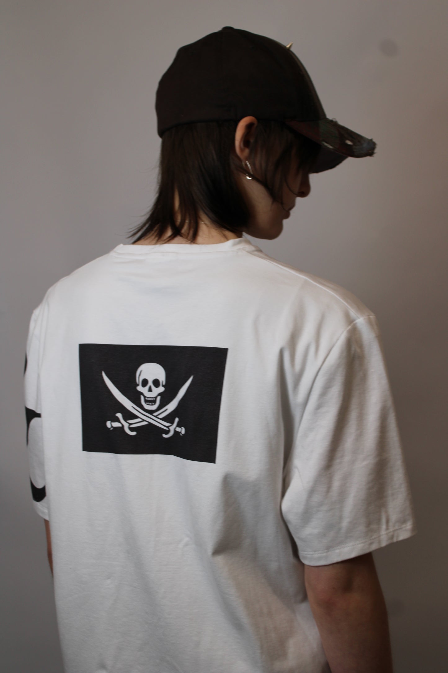 Cracked glass short sleeve
