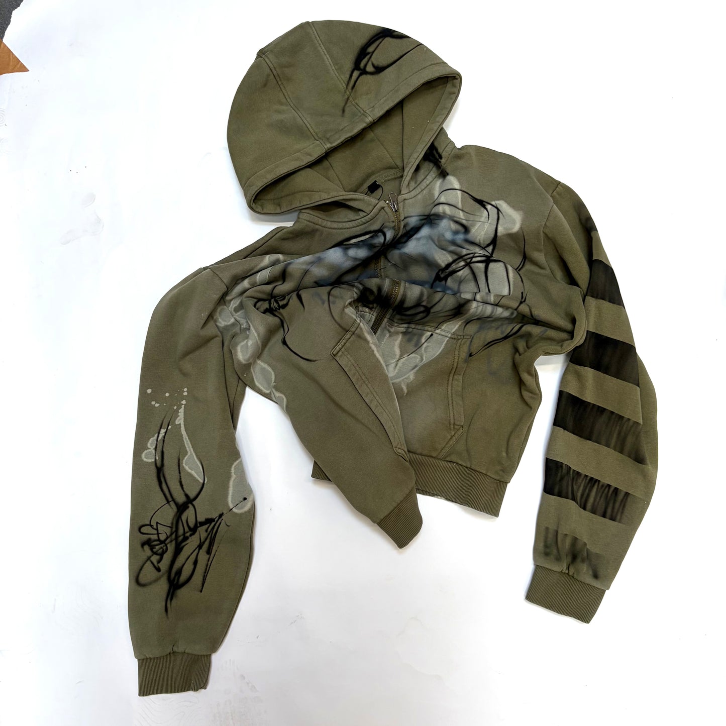 bambi-zip up