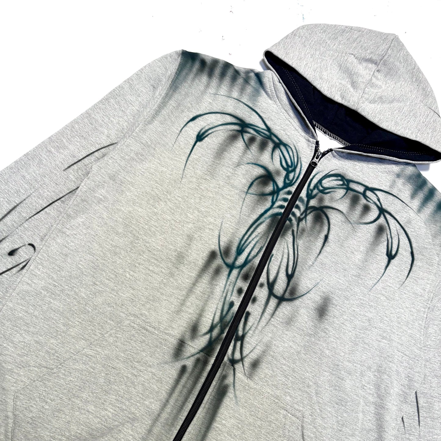 Thorns frame zip-up