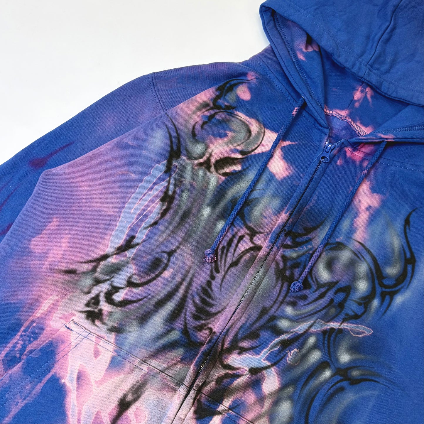 "(purple)flaming skulls "