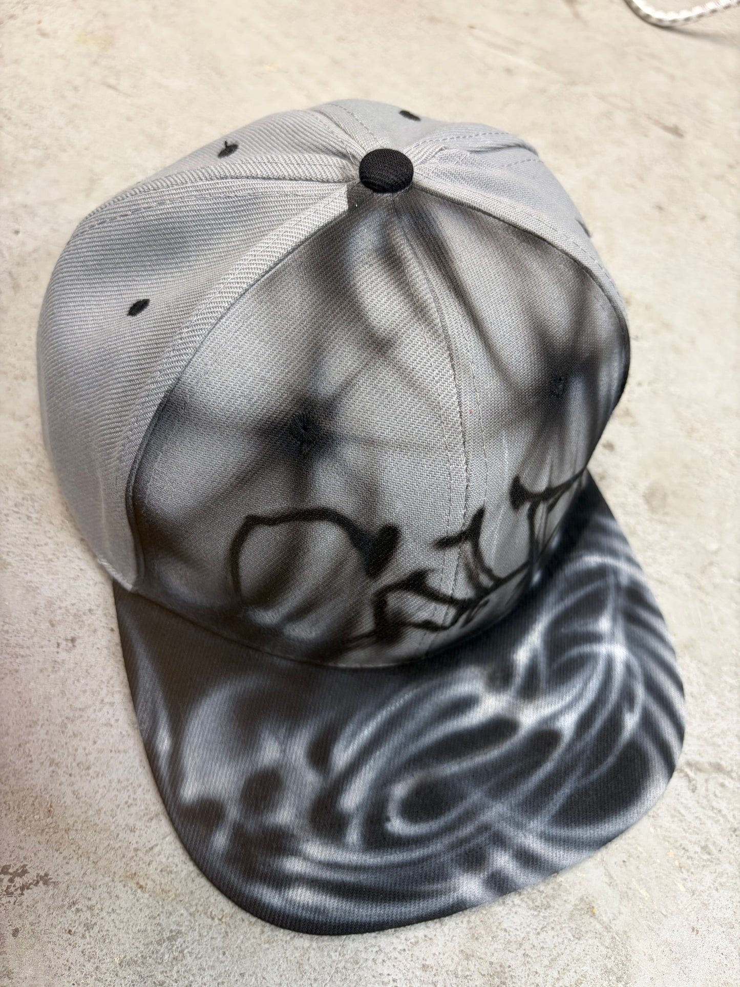 Skull Snapback