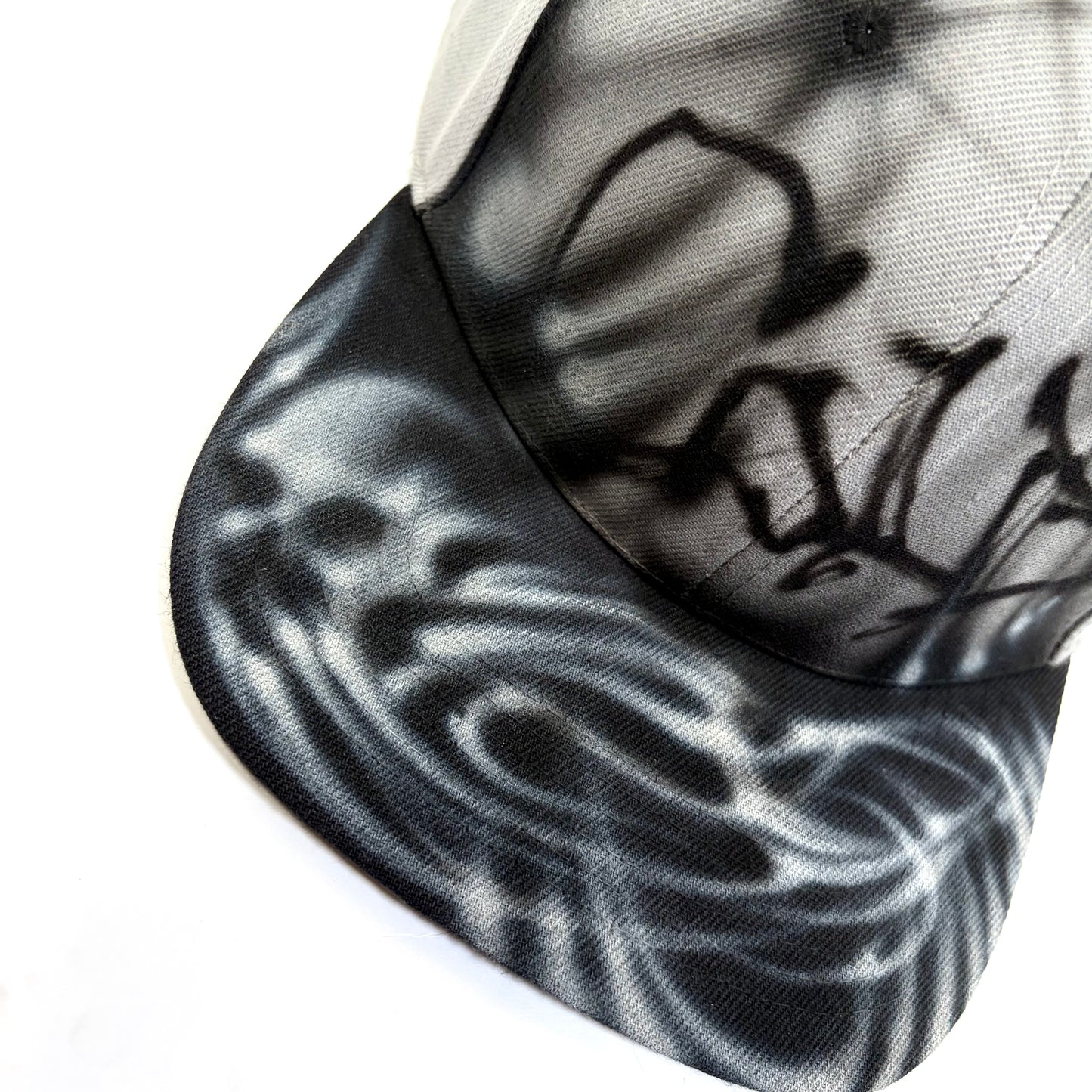 Skull Snapback