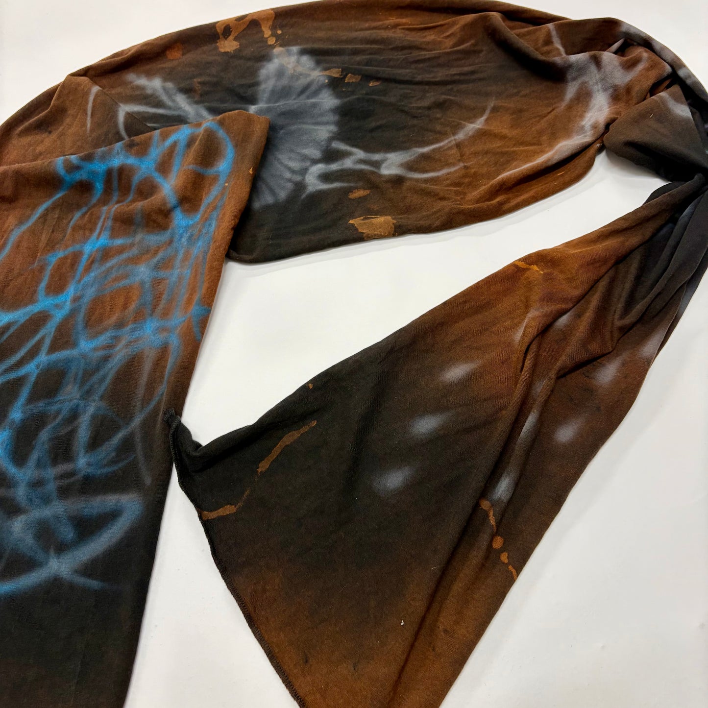 dove scarf